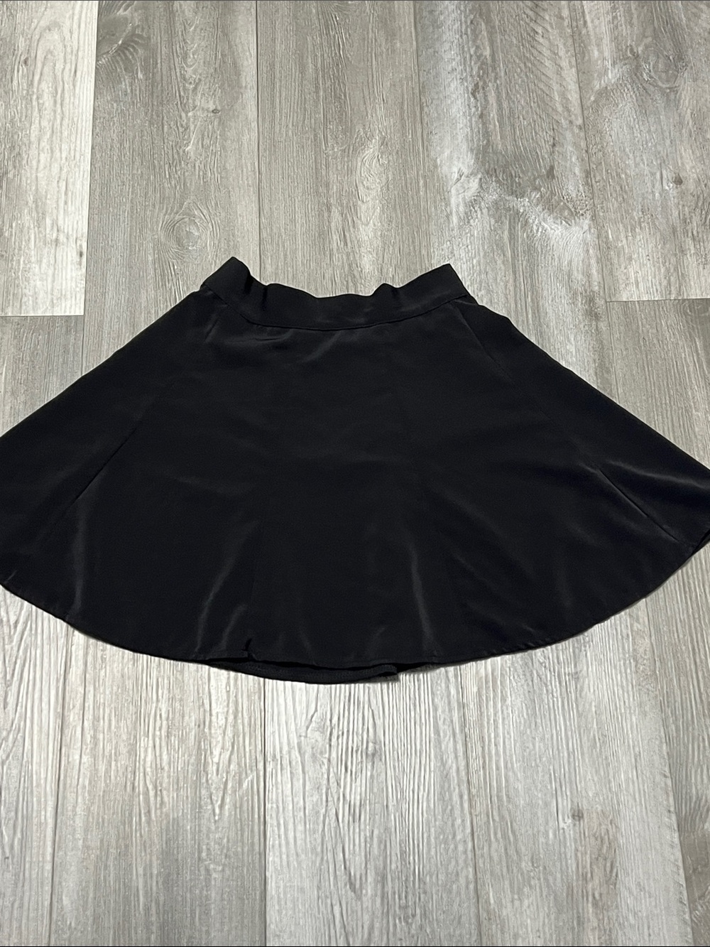 Brandy Melville Black Circle Skater Skirt/ size S-M